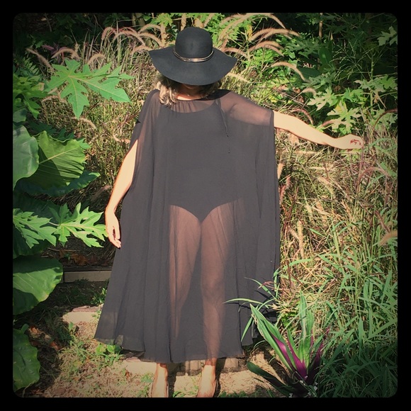 Cristina Bomba Dresses & Skirts - NWT😍Silk Cape Cristina Bomba Atelier Roma